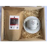 Szemes kávé ajándékcsomag passioncoffee kávéscsészével fa díszdobozban 44.